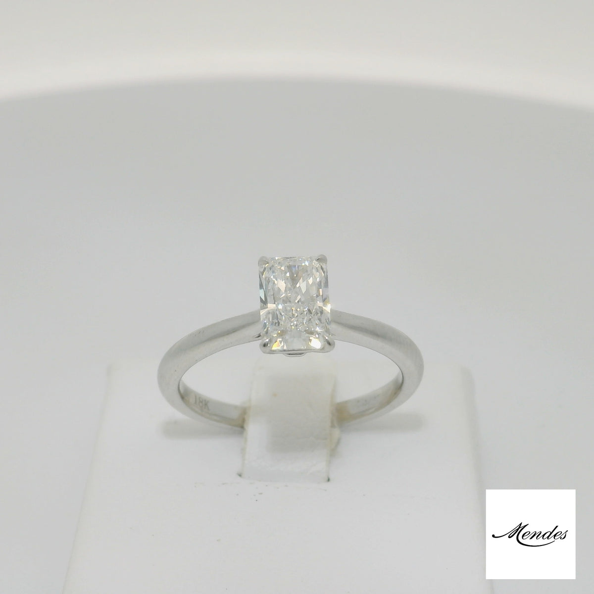 Solitario Diamante rettangolare - Mendes Gioielli srl